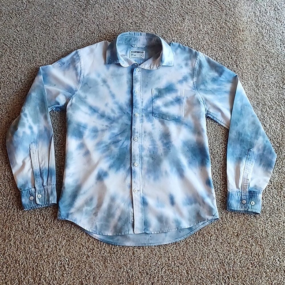 Hand Tie Dyed Express Soft Wash Button Down Size Small